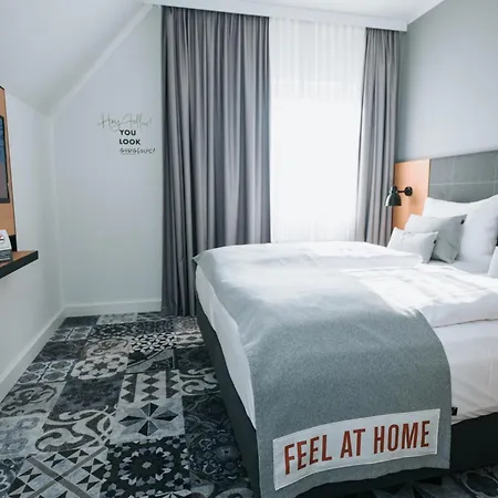 Coffee Fellows Hotel Puchheim