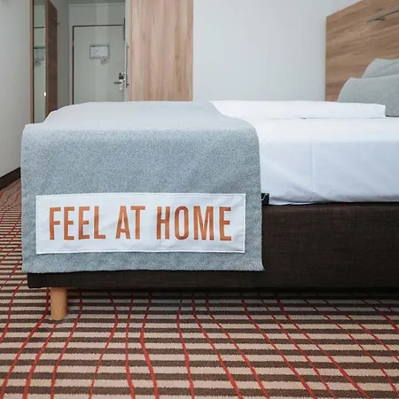 Coffee Fellows Hotel Puchheim Hotel 3*