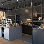 Отель Coffee Fellows 3*