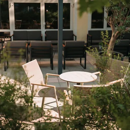 Coffee Fellows Hotel Puchheim Hotell 3*