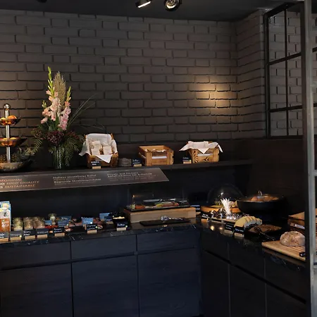 Coffee Fellows Hotel Puchheim Hotell 3*