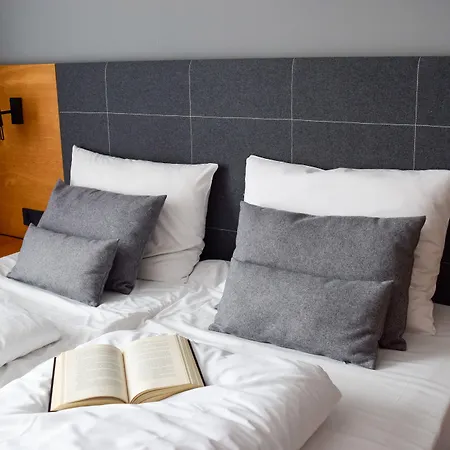 Hotel Coffee Fellows Hotel Puchheim 3*